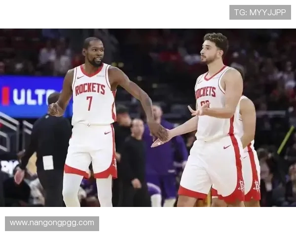 NBA直播马刺对火箭视频直播：德州内战激战正酣，谁能笑到最后？